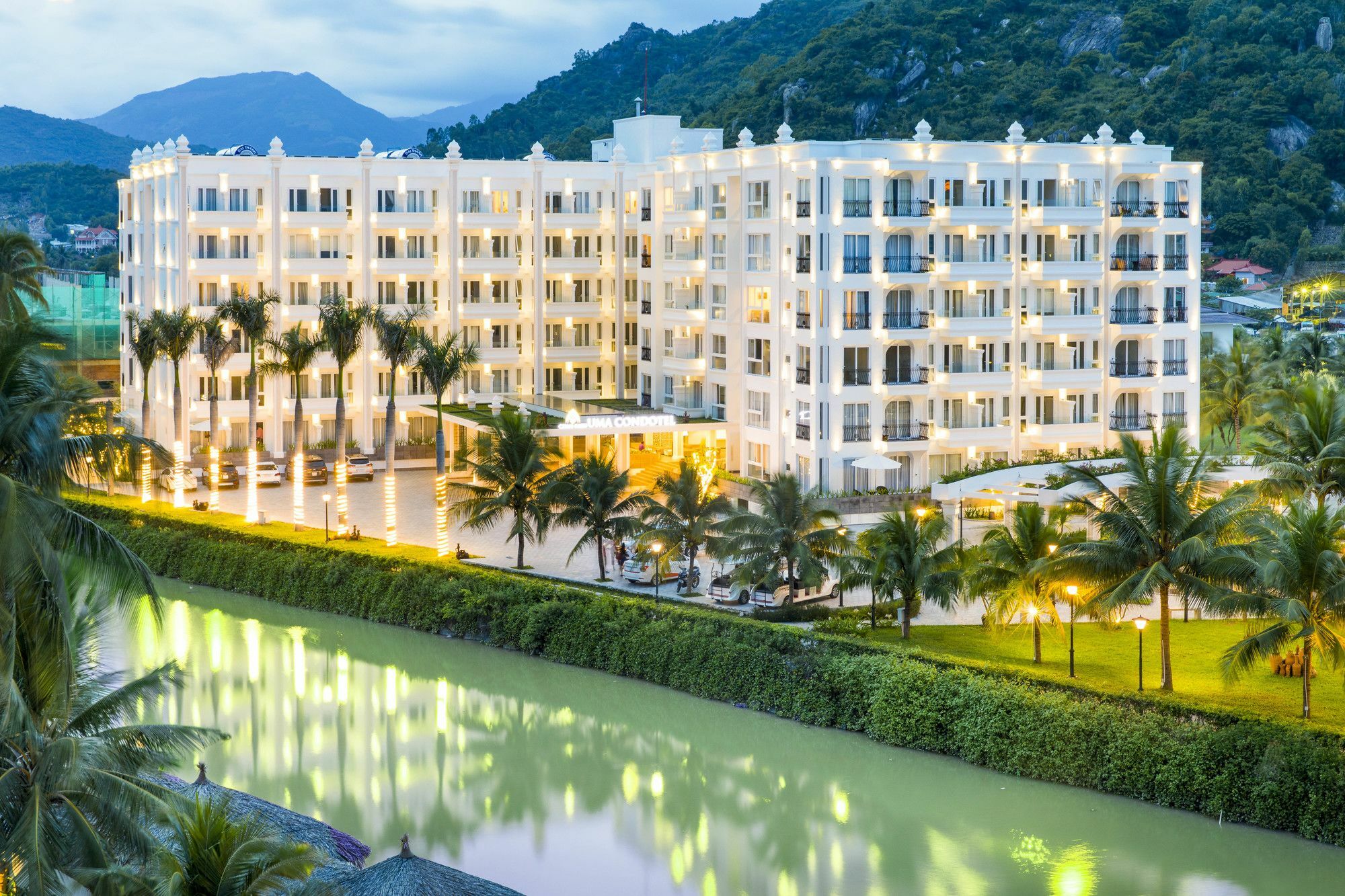Cham Oasis Nha Trang Resort Condotel Kültér fotó