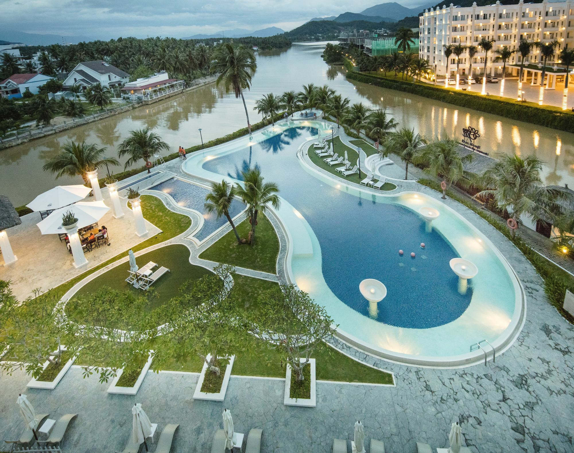 Cham Oasis Nha Trang Resort Condotel Kültér fotó
